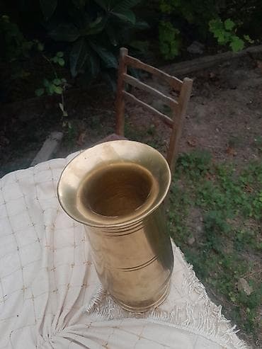 гул: Одна ваза, Металл — 2