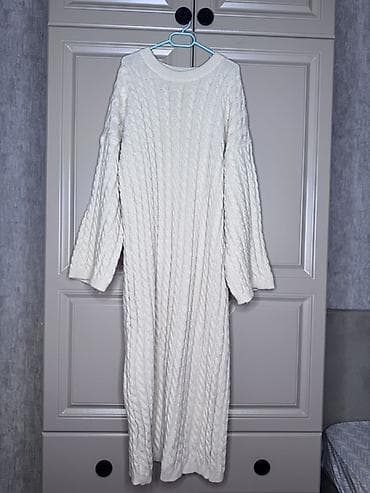 ağ donlar: Qadınlar üçün trikotaj toxunuşlu uzun geyim don - Rəng: süd ağ - — 4