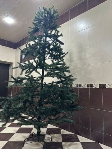 sekilli yolka oyuncagi: Süni şam ağacı - Realistik iynəyarpaqlı budaqlar: sıx, müxtəlif — 2