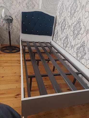 Təknəfərlik çarpayı, Bazasız, Matras ilə, Siyirməsiz