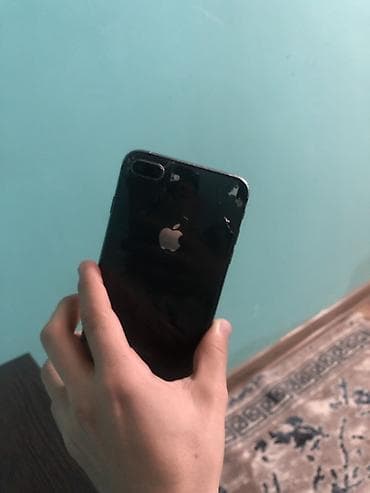 iphone 8s plus: IPhone 8 Plus, Qara, Qırıq — 1