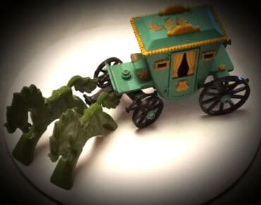 Ötən əsrin 70 ci illərinə aid "Kareta" fiquru, ideal vəziyyətdə . Real lalafo.az -da Ötən əsrin 70 ci illərinə aid "Kareta" fiquru, ideal vəziyyətdə . Real