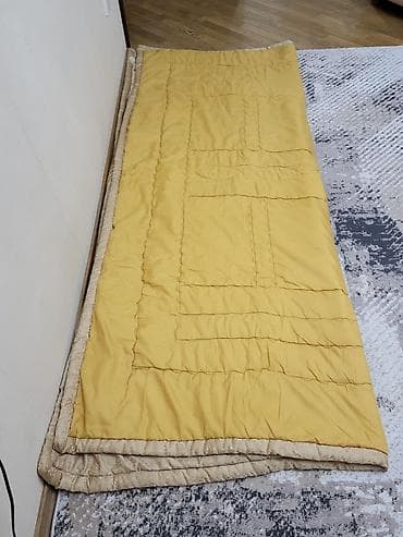 kamin satisi: 2eded yun yorgan satilir teze 1ededi 17manat .Sintofon yorqan 16manat — 4