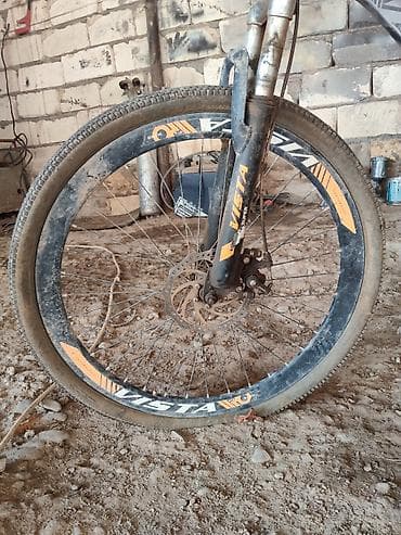 MTB velosiped – 26” təkərlər, amortizatorlu ön çəngəl, disk əyləclər — 7