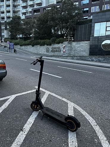 ford tekeri: Elektrik skuter – şəhərdaxili komfortlu hərəkət üçün Ninebot kuzalı — 1
