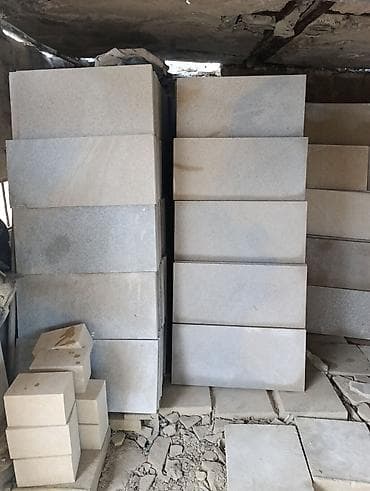 dekor dasi: Təbii daş plitələr – fasad və landşaft işləri üçün Məhsul: - Kəsimi — 4