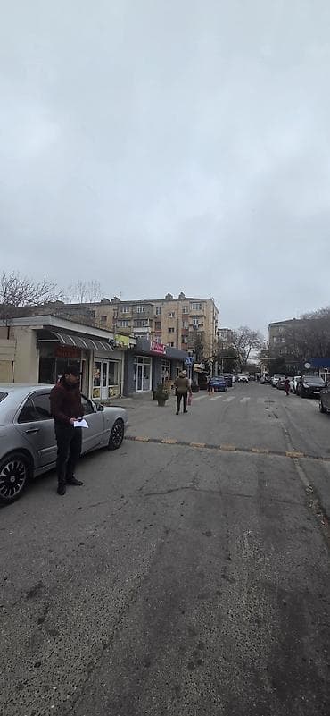 Птицы: Nizami rayonu 214 saylı məktəblə üzbəüz 30 kv.m çağaza arendaya — 3