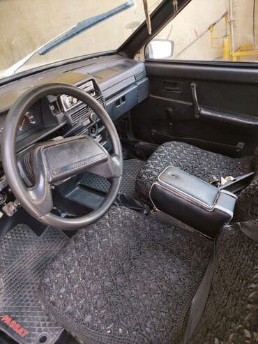xanımlar ucun maşınlar: VAZ (LADA) 21099: 1.5 l | 1996 il 383000 km Sedan — 8