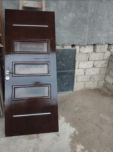 Quru inşaat materialları: 4 ədəd qapi satilir işlənmiş yaxşi vəziyətdədi qiyməti danişiq yoluda — 1