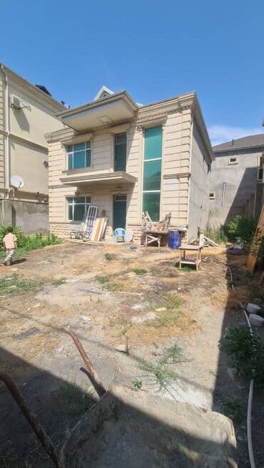 komsomol dairesi: 4 otaqlı, 160 kv. m, Kredit yoxdur, Orta təmir — 3