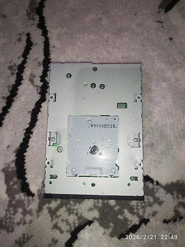 NEC FD1231H 3.5" disket sürücüsü - Model: NEC FD1231H (etiketdə