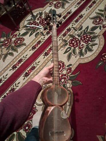 10 cu sinif informatika dersliyi pdf: Tar – Azərbaycan muğam ənənəsinə məxsus simli-mizrablı musiqi aləti — 1