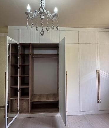 qarderob otağı: Mebel dəsti – quraşdırılmış dolab və LED güzgülü konsol - Dizayn — 3