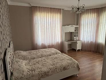 bülbülede heyet evleri: Buzovna 5 otaqlı, 220 kv. m, Yeni təmirli — 2