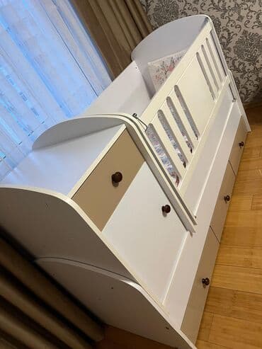 Oğlan və qız üçün, Yeni, Dördbucaq, Beşik, Dəstsiz, Matrassız, Yellənmə mexanizmsiz