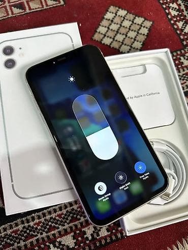 poco telefon: IPhone 11, 128 GB, Ağ, Zəmanət, Simsiz şarj, Face ID — 3