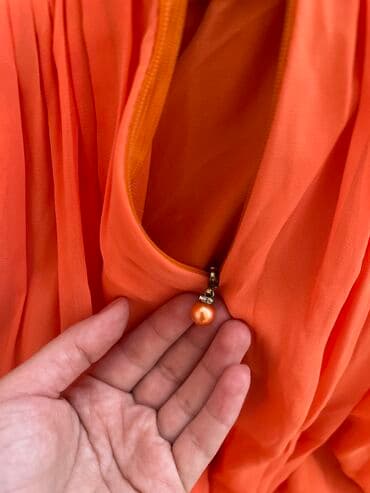 кыргызское национальное платье: 36-38 bedene uygundur.Qardasimin toyuna geyinmisem.1 defe geyinilmis — 7