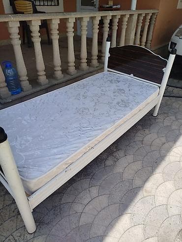 Tək nəfərlik metal çarpayı və döşək dəsti - Ölçü: təxmini 90x190 sm — 5