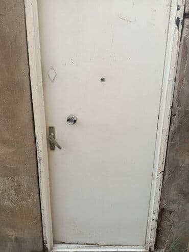 qapıların qiyməti: Б/у Входная дверь 90х200 см Самовывоз — 1