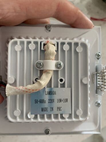 spot isiqlar qiymeti: Spot, 4 ededdir,qiymet birine aiddir — 2