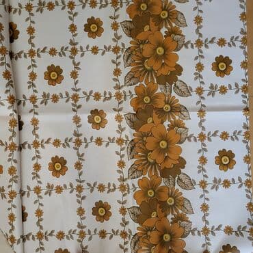 Vazalar: Astarlı və astarsız klyonkalar. Qədimi sovet malı. Təzə. 4 metri 5 — 6