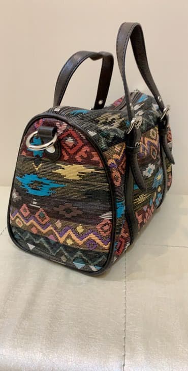 Çantalar: Bimba & Lola markasidir. Cox az istifade olunub. Yeni kimidir — 3