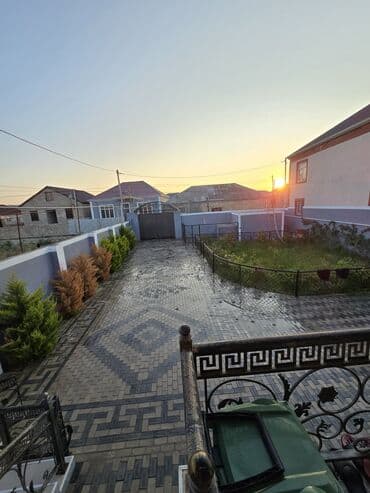 ramana gülçülük sovxozu: 🏡 **Yeni Ramana ərazisində şəxsi tikili, geniş həyətli ev satılır!** — 3