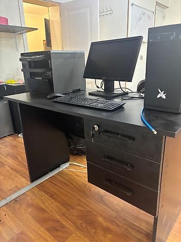 Salam. Bütün ofis avadanlıqları satılır. Çox az istifadə edilib.(3