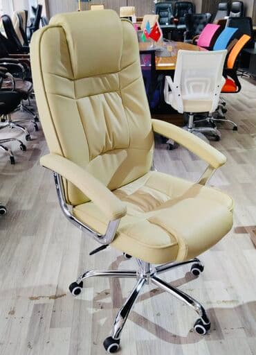 topdan saat: Yeni, Təkərli, Qolları tənzimlənir, Dəri — 24