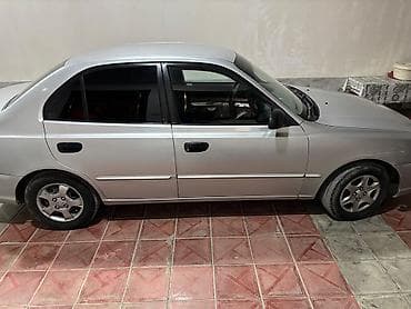 ford focus 3: Hyundai Accent GL sedan - Kuzov: sedan, gümüşü rəng - Mühərrik — 5