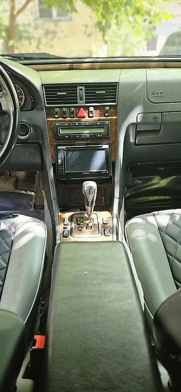Продажа авто: Mercedes-Benz C sinfi sedan (W202) – ağ rəngli, avtomatik ötürmələr — 5