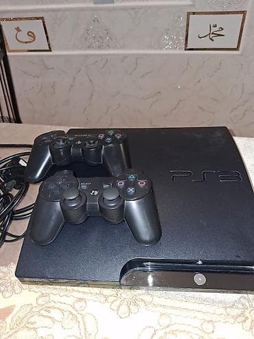 playstation 5 bakı: Playstation 3. 270 azn . Icinde 90 oyun var. 2 pult birlikde Unvan — 1