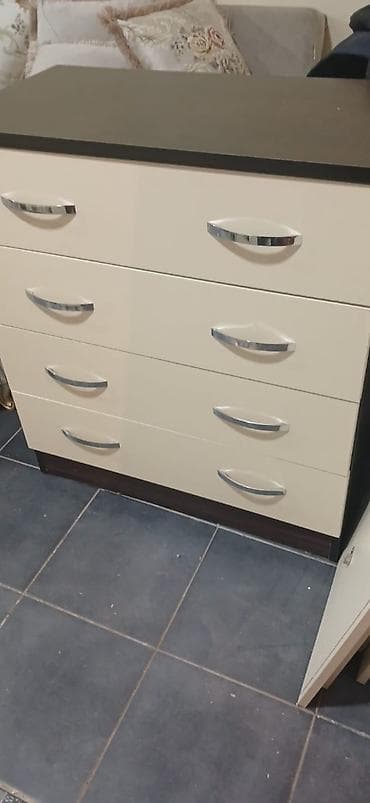 Yataq otağı üçün mebel dəsti - 4 qapılı iri paltar şkafı: orta — 2