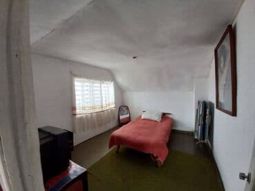 ucuz həyət evlərinin satışı: Hövsan qəsəbəsində,dənizə yaxın ərazidə,ümumi sahəsi 200 kv olan 2 — 6