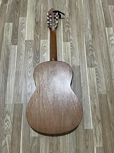 gitara ders: Klassik gitara, Yamaha, İşlənmiş, Ünvandan götürmə — 3