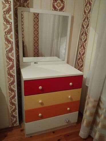 Хозтовары: Классический стол, Б/у, Прямоугольный стол — 1