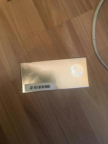 ideal.az parfum: Alinib Idealdan 250 azn satilir 200 azn — 2