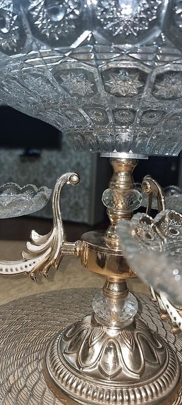 qizil gul dosabi: Kristal və metal karkaslı 4 mərtəbəli meyvə–şirniyyat stendi - — 2