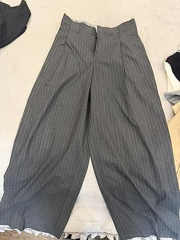 salvar qadin: - Məhsul: Geyim dəsti – 3 ədəd şalvar + 1 ədəd ətək - Tərkib: 1) Bej — 3