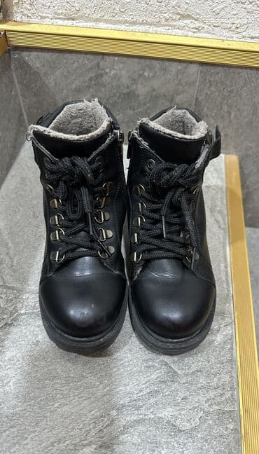 Школьная форма: Səliqəli vəziyyətdə oğlan uşağı üçün sapaşki satılır — 1