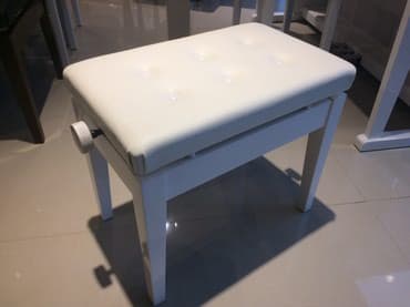 pianinolar: Piano ve royal üçün oturacaq — 1