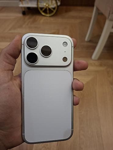 smart lock qw: IPhone 17 Pro, 256 GB, Gümüşü, Face ID — 2