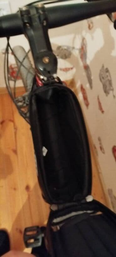 сколько стоит электровелосипед: 29luq velosiped URAN900 8skorus Üzərində telefon ucun kaslok var və — 4