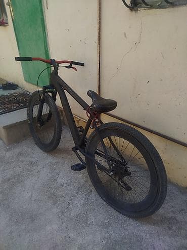 26 velosipedler: Satılır problemleri arxa teker partlayib ve rolun paçeniki dağılıb o — 4