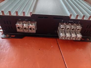 avto kalonka: Maşın üçün tam audio dəsti Tərkibi: - Reiss Audio M8ARN midbas — 9