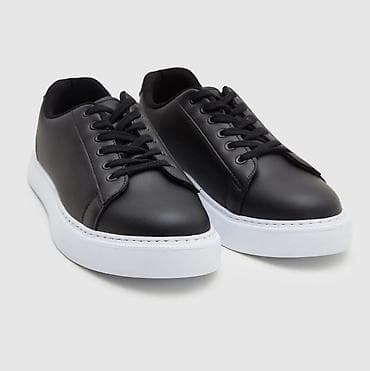 Ayaqqabılar: Türkiyeden 70 manata alinib,yenidir — 1