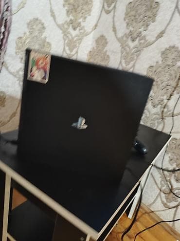 resident evil 4: PlayStation 4 Pro oyun konsolu - Model: PS4 Pro (qara rəng) - Yaddaş — 1