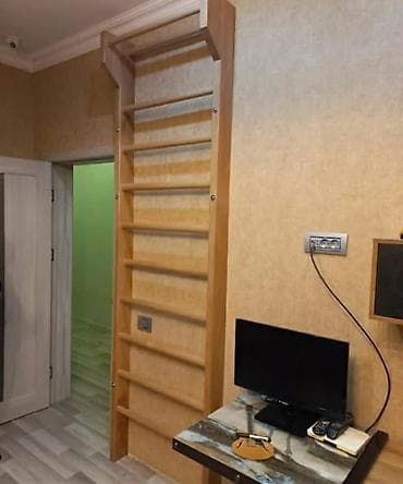 idma: İdman pilləkəni - 200 AZN. Təmiz şam ağacından - 200 AZN Ölçüsü — 9