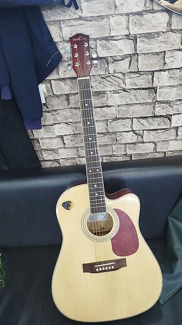 Musiqi alətləri: Akustik gitara, 6 sim, İşlənmiş, Ünvandan götürmə — 1