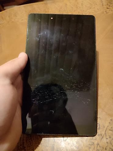 a 23: Samsung tab A 2019 EKRANI. Ekran işləyir,sadəcə şüşəsi qırığdı. Başqa — 1